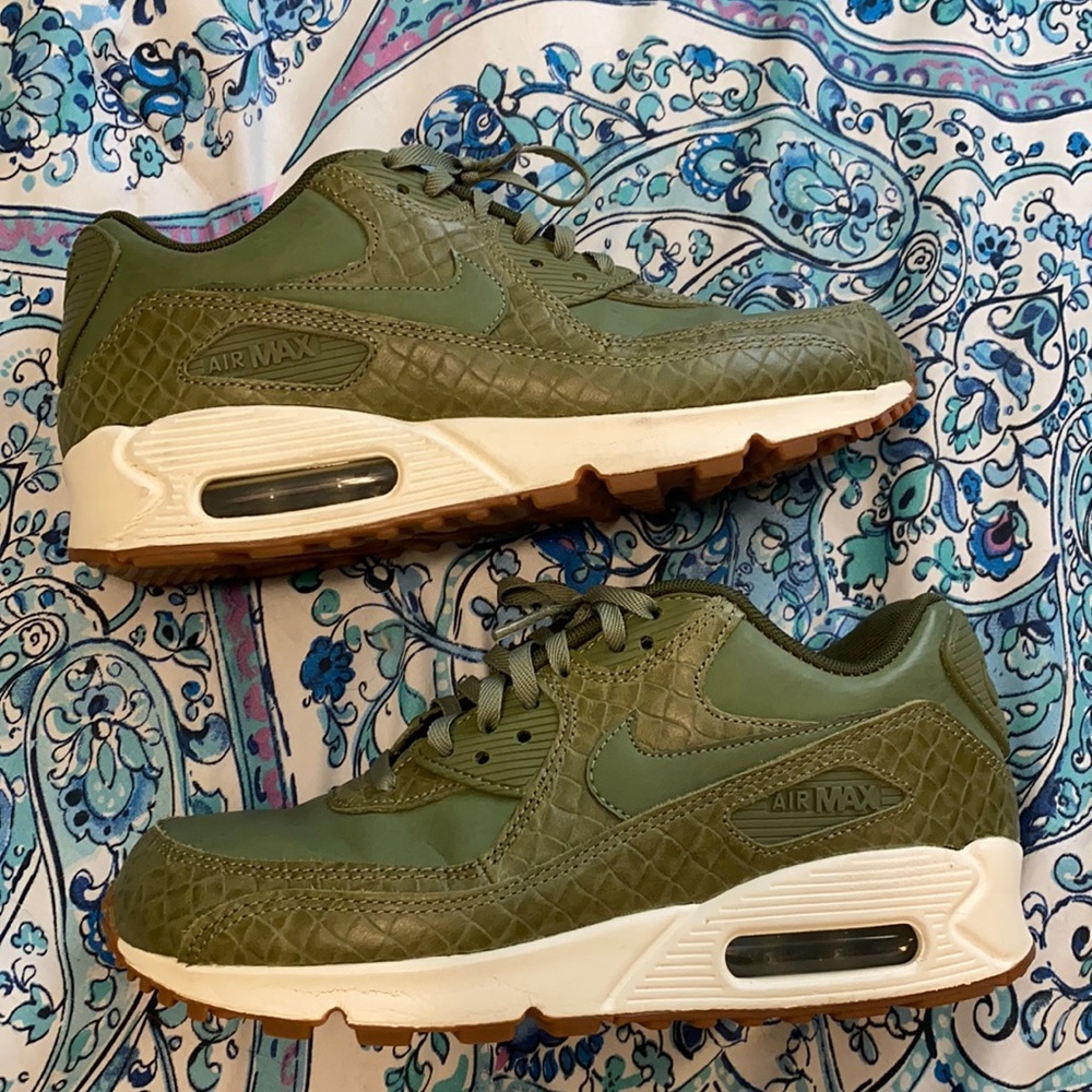 Nike Shoes